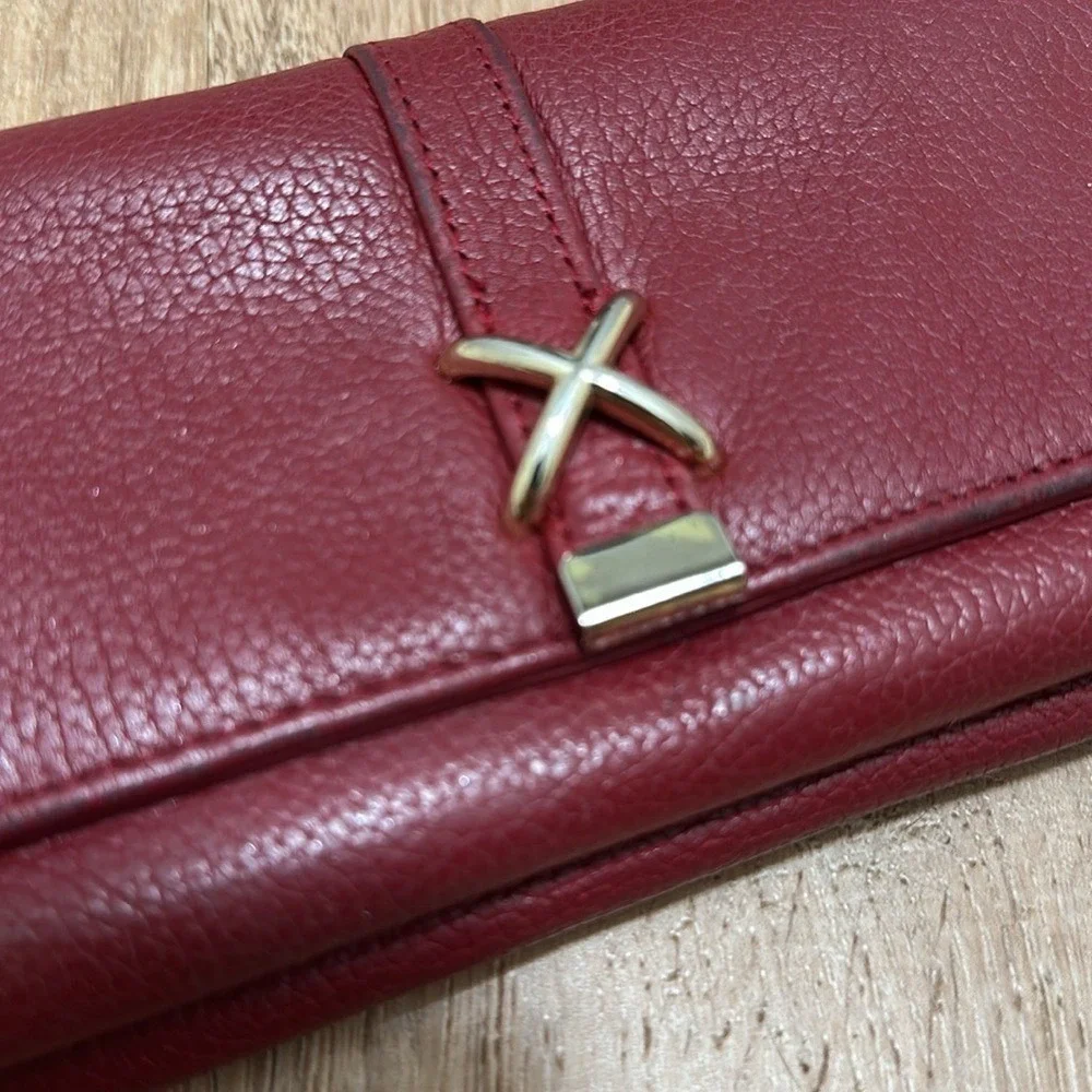 NAUTICA | Genuine Leather Tri-Fold Red Snap‎ Button Closure Wallet